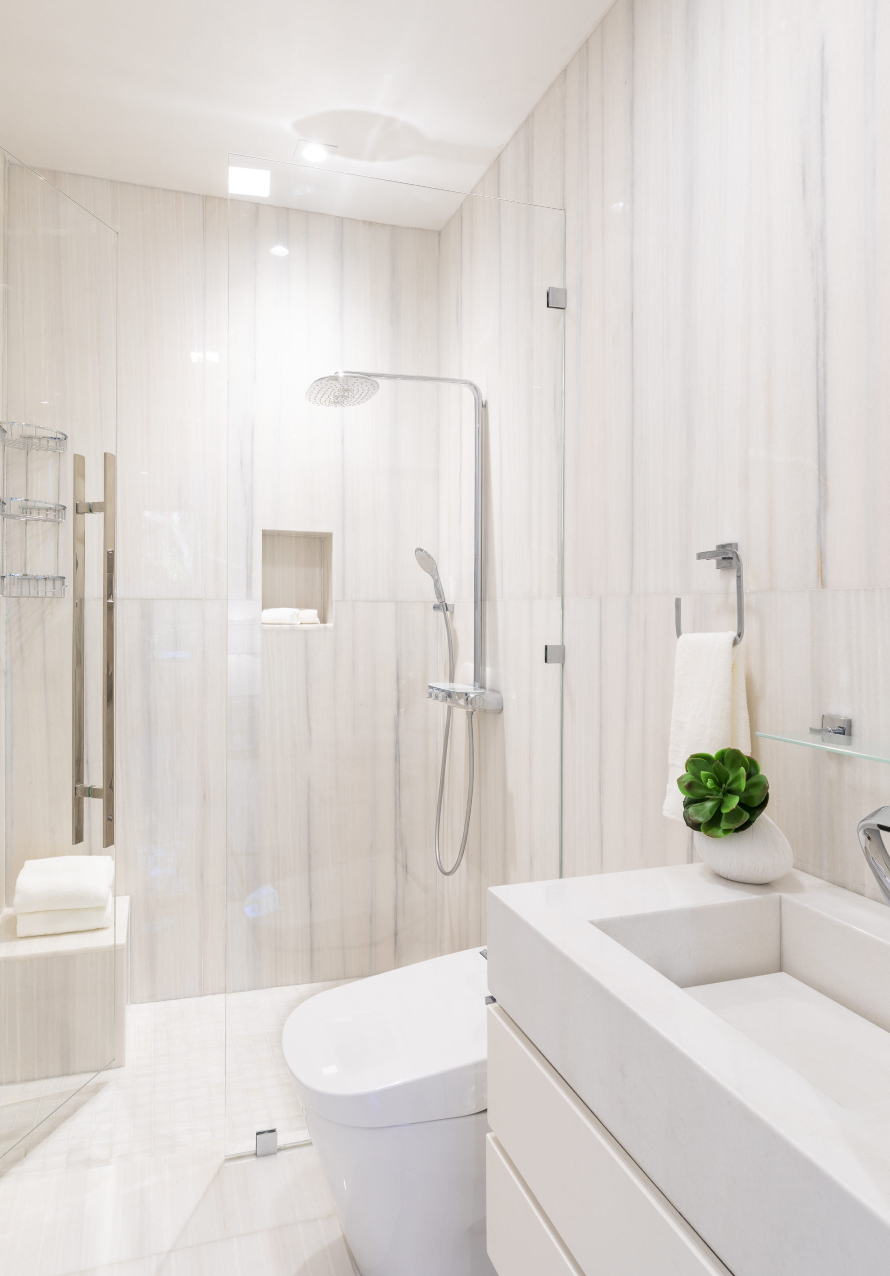 Aqua Azure Residence