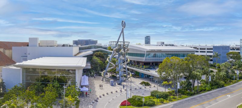 Aventura Slide Tower