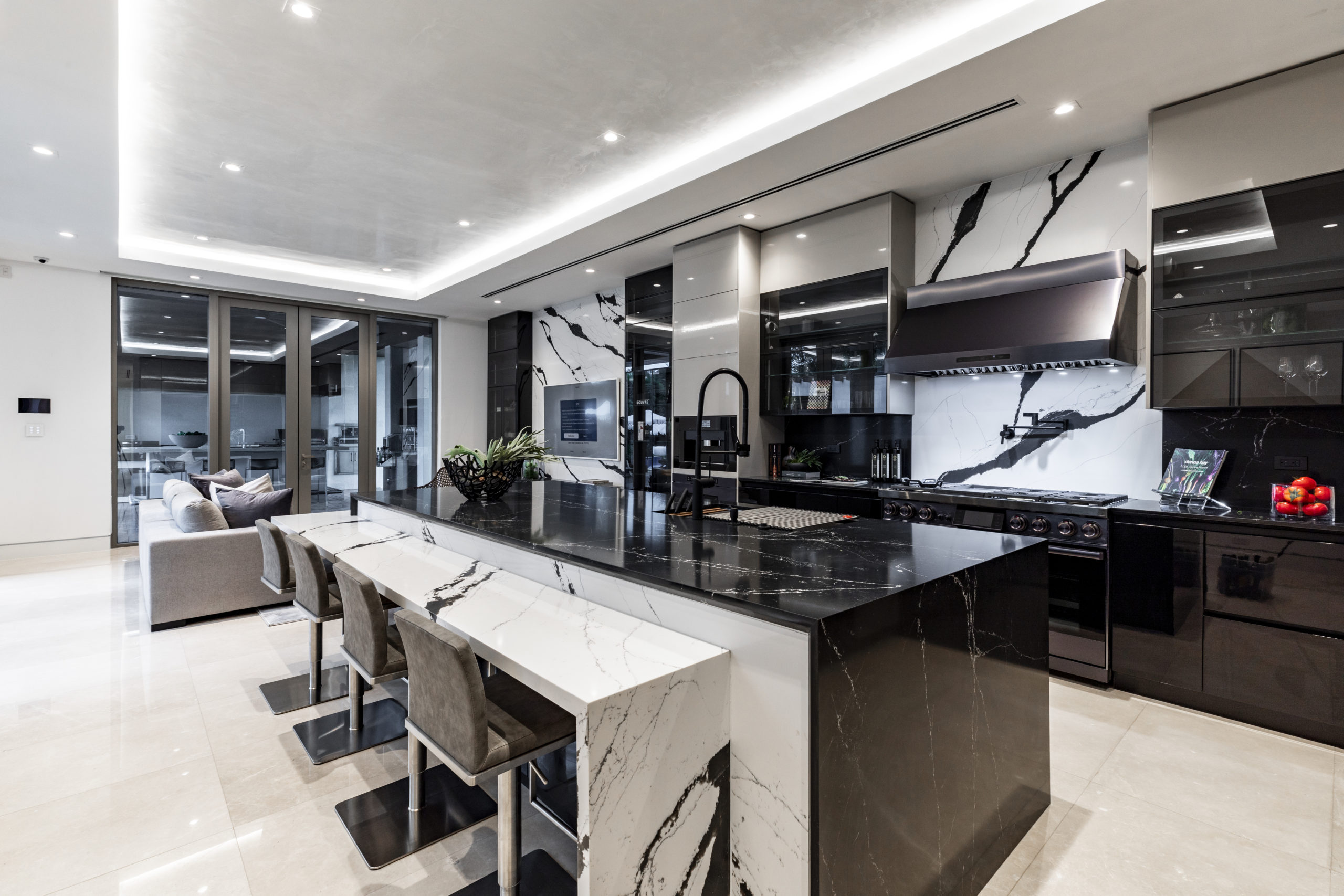 Aqua Azure Residence